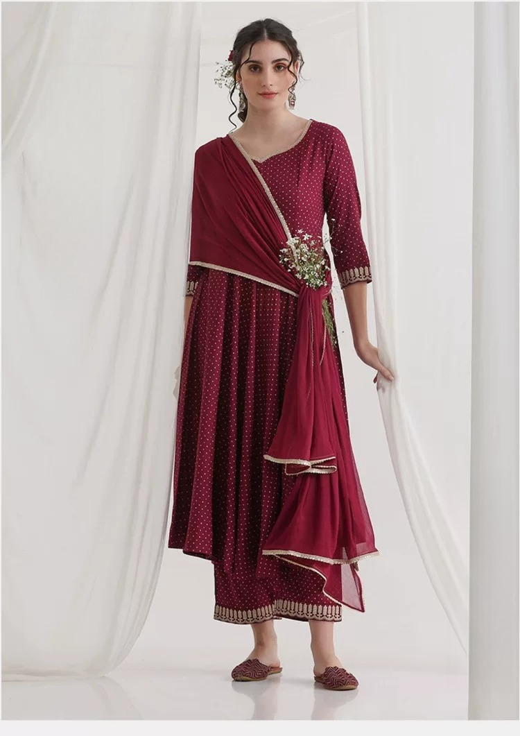 Conjunto de Kurta étnica color - Summer Clothing Pakistan reseña y precio