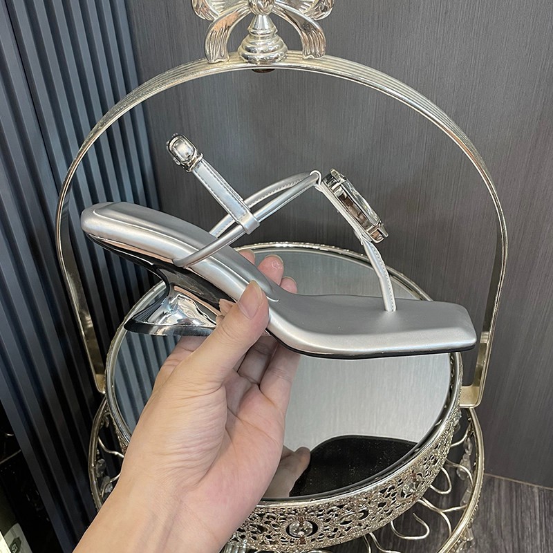 Sandalias Jewel One Strap, Nue - Summer Clothing Stores reseña y precio